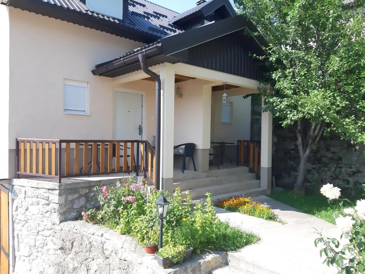 Our House Apartments Kolašin Екстериор снимка